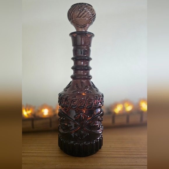 Jim Beam Other - 1967 Jim Bean Amethyst Kentucky Liquor Decanter Bottle With Topper